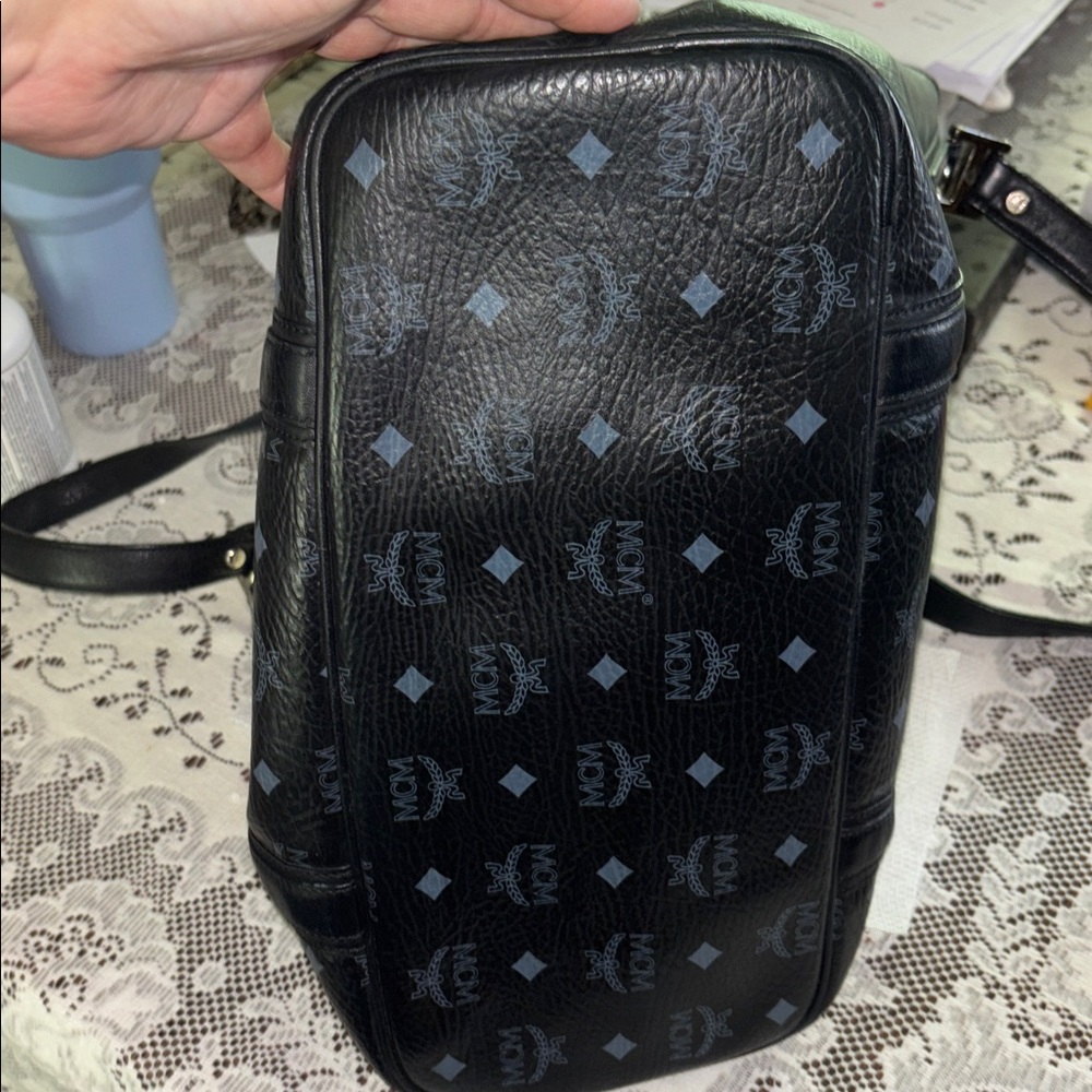 MCM Black and Gray genuine pebbled leather luxury version Tote pristine - Picture 7 of 16